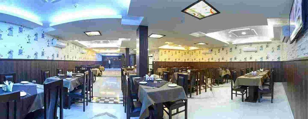 Star Hotel Агра Экстерьер фото
