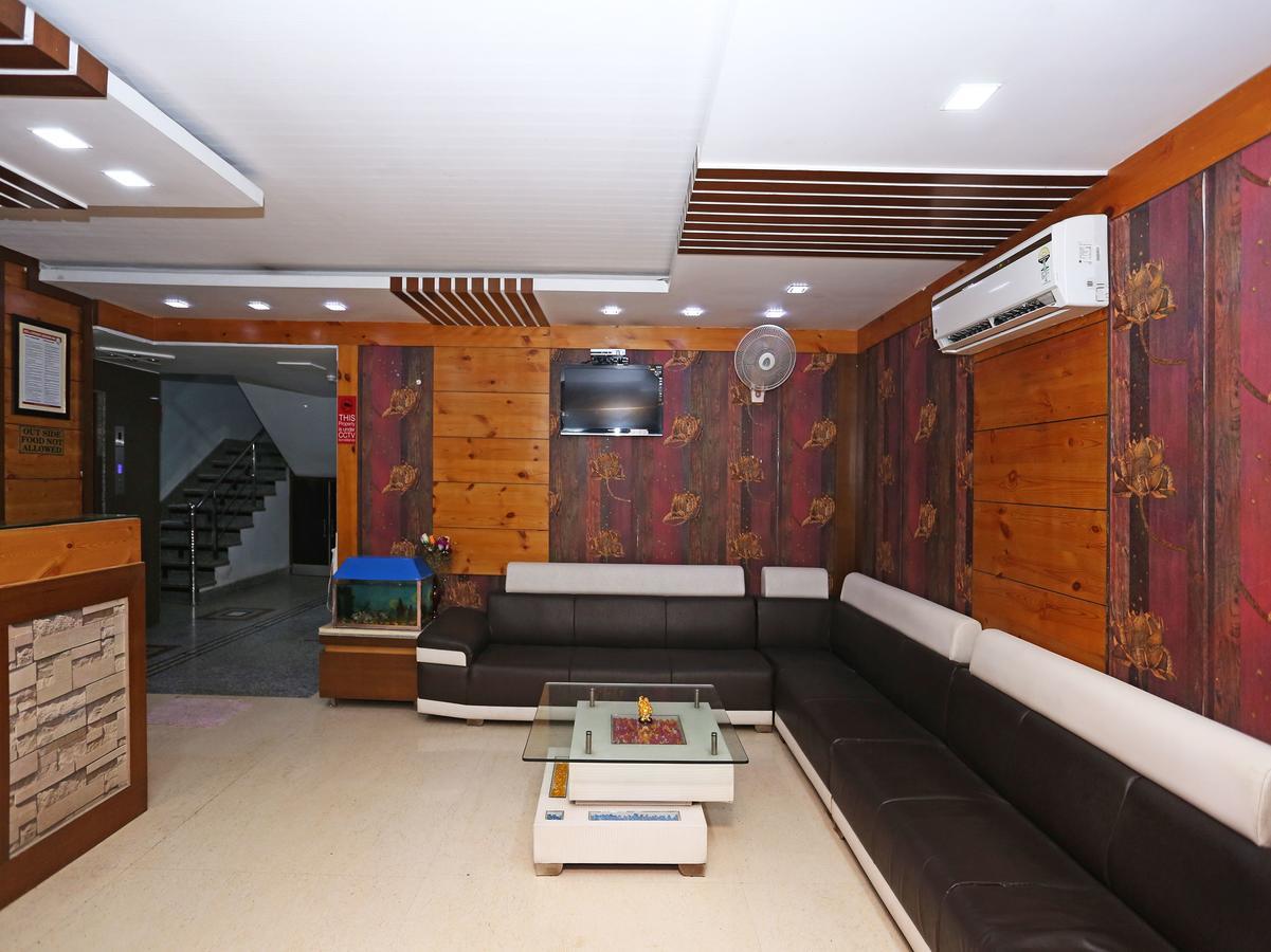 Star Hotel Агра Экстерьер фото