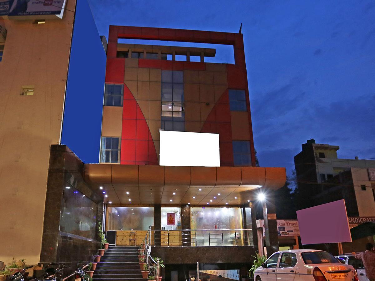 Star Hotel Агра Экстерьер фото