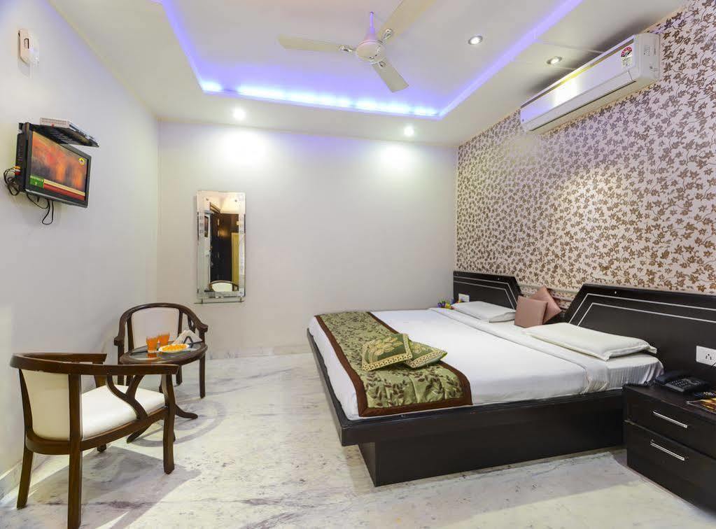 Star Hotel Агра Экстерьер фото