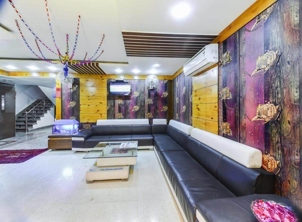 Star Hotel Агра Экстерьер фото
